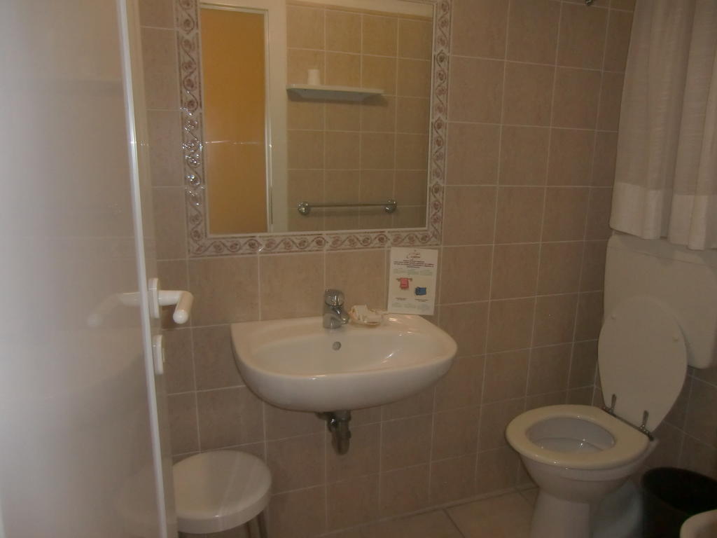Hotel Explorer Cervia Bagian luar foto